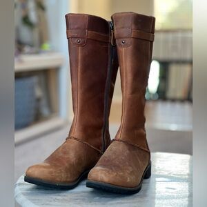 Eddie Bauer Brown Trace Boots| broken zipper | Waterproof Leather | Size US 7.5